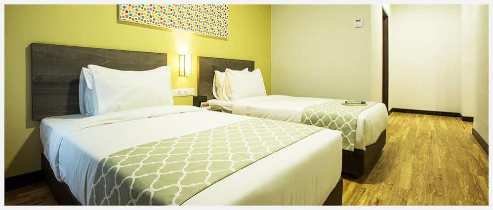Humaira Hotel Tanah Merah  Εξωτερικό φωτογραφία